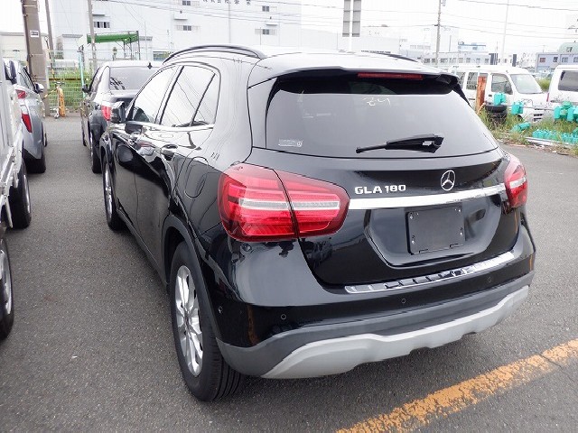 MERCEDES BENZ GLA CLASS 2017 Image 32