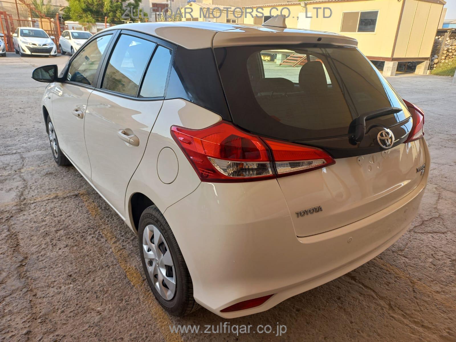 TOYOTA YARIS 2018 Image 3