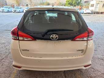TOYOTA YARIS 2018 Image 4