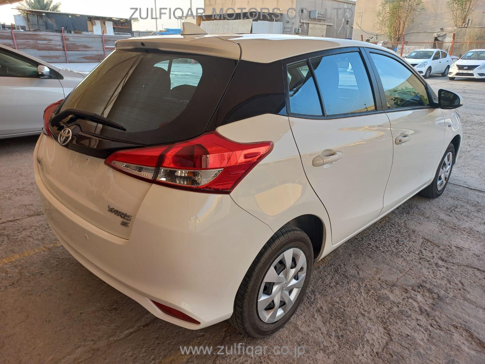 TOYOTA YARIS 2018 Image 5