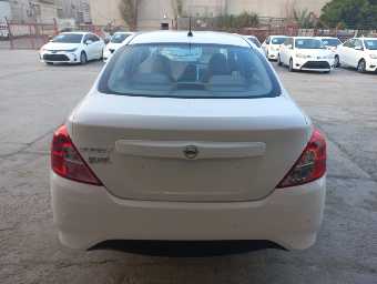 NISSAN SUNNY 2019 Image 4