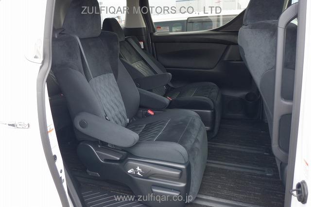 TOYOTA ALPHARD 2020 Image 8