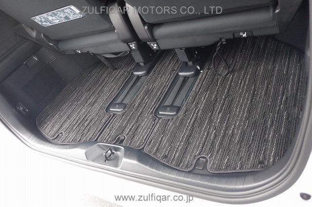 TOYOTA ALPHARD 2020 Image 10