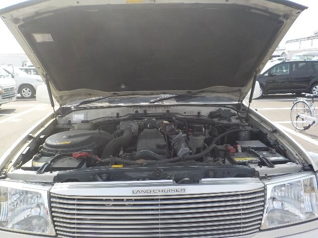 TOYOTA LAND CRUISER 100 1999 Image 29