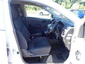 NISSAN NV150 AD 2017 Image 4