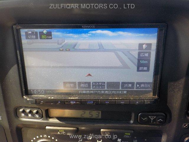 TOYOTA LAND CRUISER 100 2000 Image 11