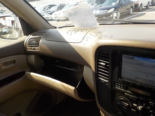 TOYOTA LAND CRUISER 100 2000 Image 19