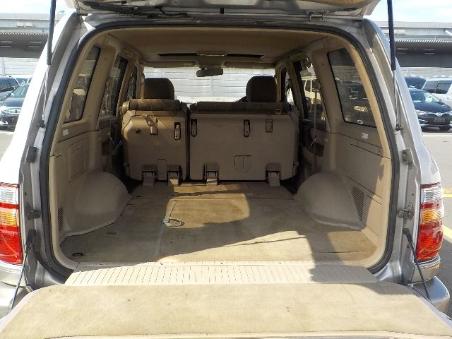 TOYOTA LAND CRUISER 100 2000 Image 22