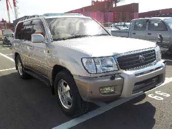 TOYOTA LAND CRUISER 100 2000 Image 17