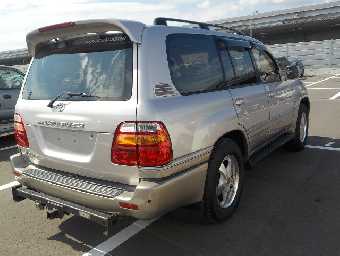 TOYOTA LAND CRUISER 100 2000 Image 18