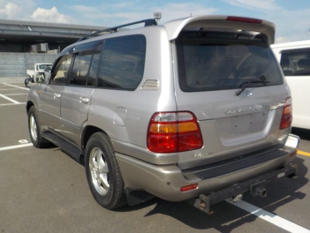 TOYOTA LAND CRUISER 100 2000 Image 26