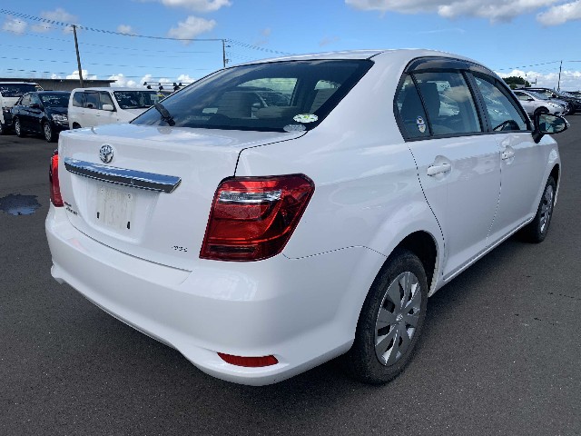 TOYOTA COROLLA AXIO 2017 Image 22