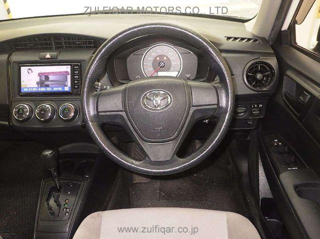 TOYOTA COROLLA AXIO 2017 Image 6