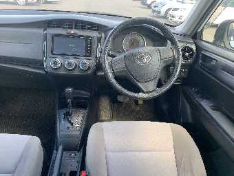 TOYOTA COROLLA AXIO 2017 Image 8