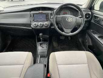 TOYOTA COROLLA AXIO 2017 Image 9