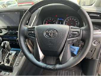 TOYOTA ALPHARD 2021 Image 8