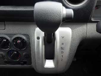 NISSAN NV350 CARAVAN 2012 Image 10