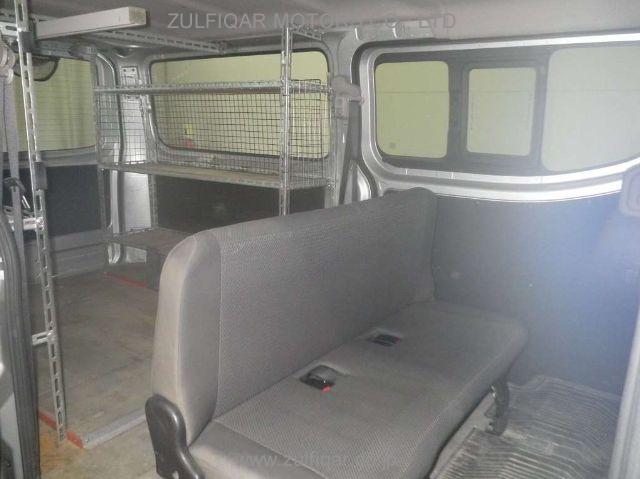 NISSAN NV350 CARAVAN 2012 Image 7