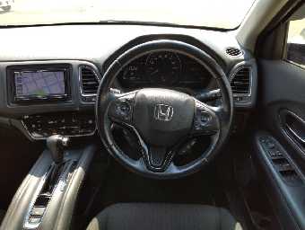 HONDA VEZEL 2017 Image 8