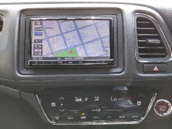 HONDA VEZEL 2017 Image 9