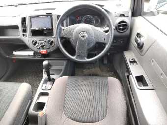 NISSAN A.D S/V 2017 Image 8