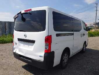 NISSAN NV350 CARAVAN 2014 Image 2