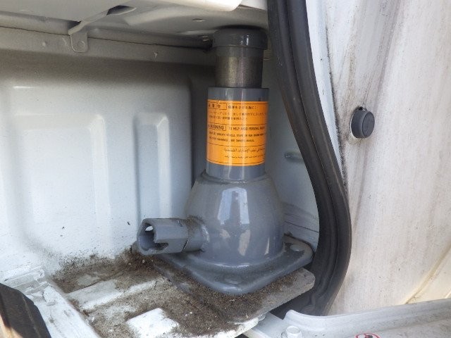 NISSAN NV350 CARAVAN 2014 Image 31