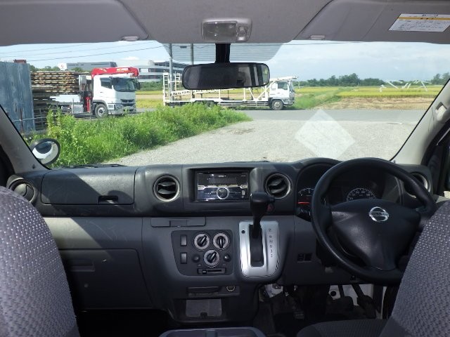 NISSAN NV350 CARAVAN 2014 Image 34