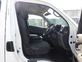 NISSAN NV350 CARAVAN 2014 Image 24