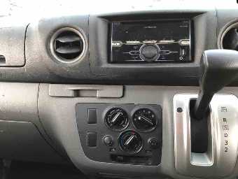 NISSAN NV350 CARAVAN 2014 Image 6