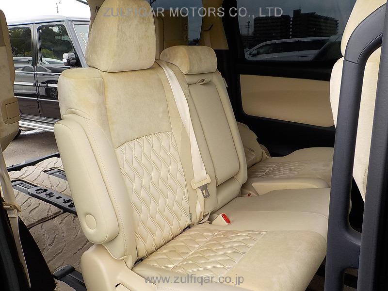 TOYOTA ALPHARD 2019 Image 12