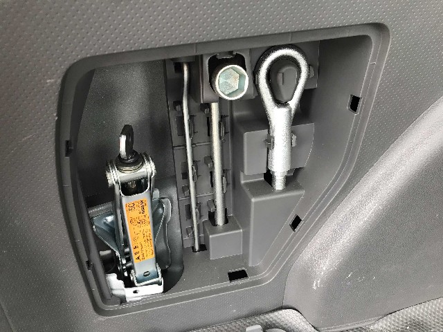 NISSAN NV150 AD 2017 Image 24