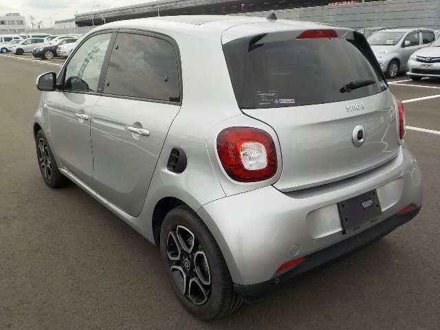 SMART FORFOUR 2018 Image 25