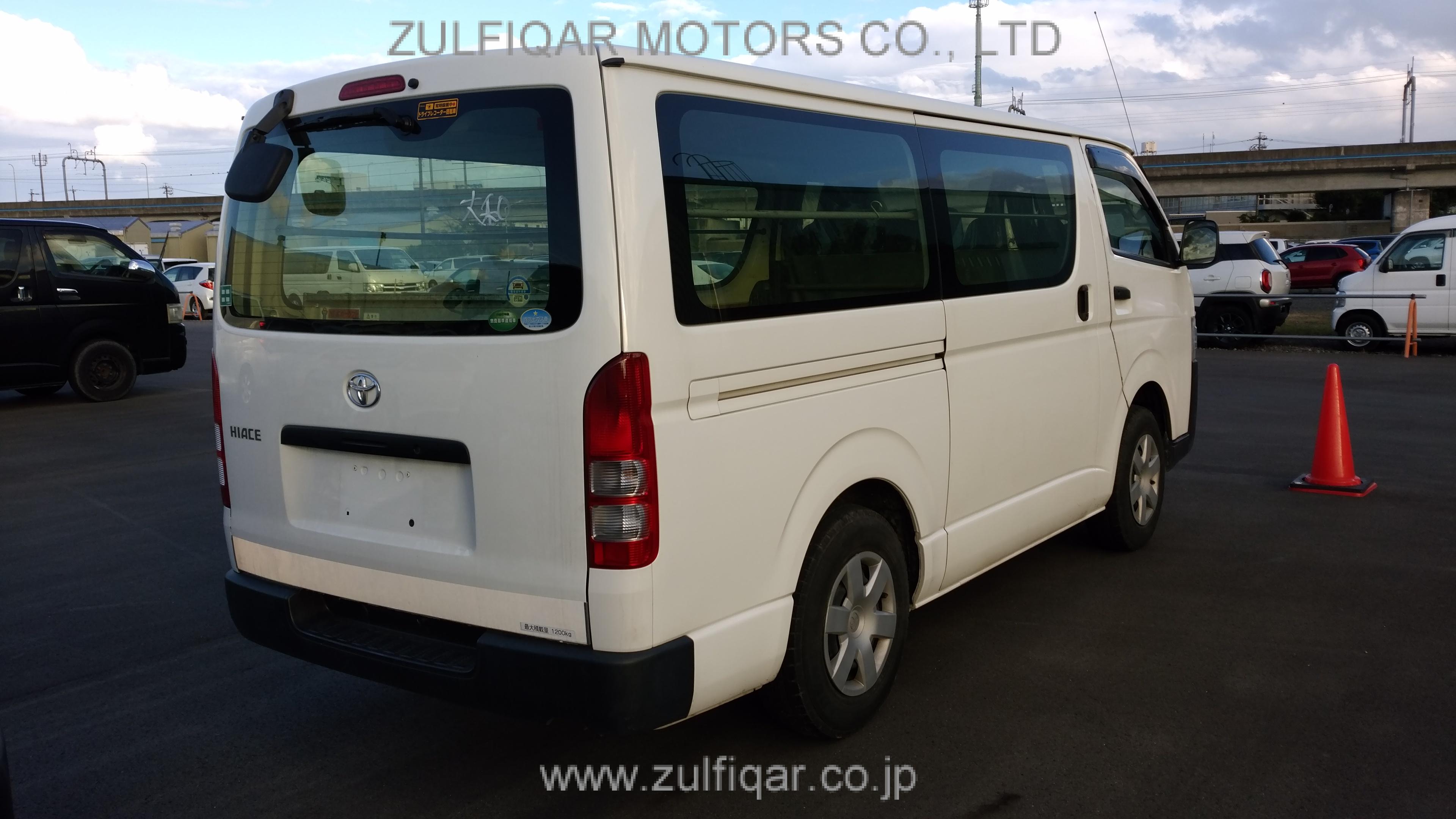 TOYOTA HIACE 2017 Image 21