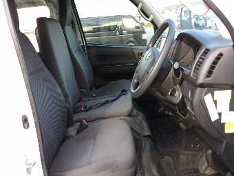 TOYOTA HIACE 2017 Image 22