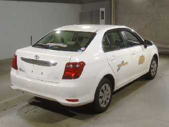 TOYOTA COROLLA AXIO 2017 Image 2