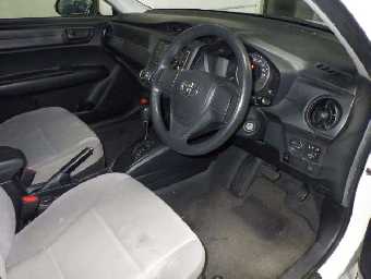 TOYOTA COROLLA AXIO 2017 Image 5