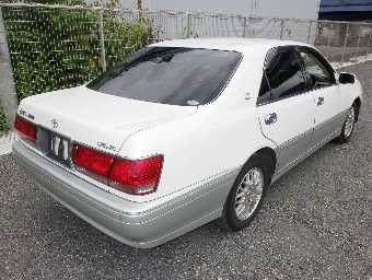 TOYOTA CROWN 2002 Image 2