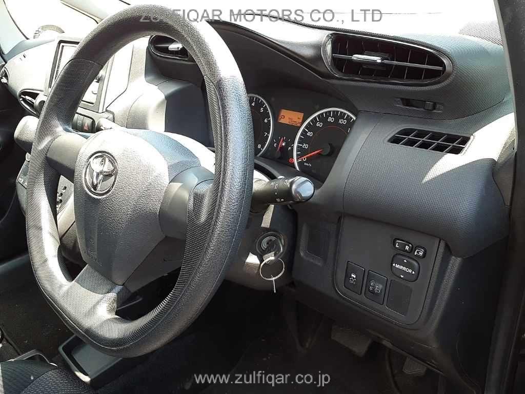 TOYOTA WISH 2017 Image 7