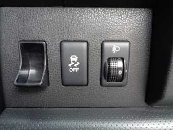 NISSAN WINGROAD S/W 2017 Image 6