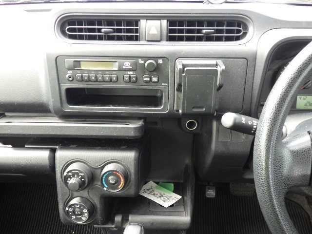 TOYOTA PROBOX 2017 Image 23