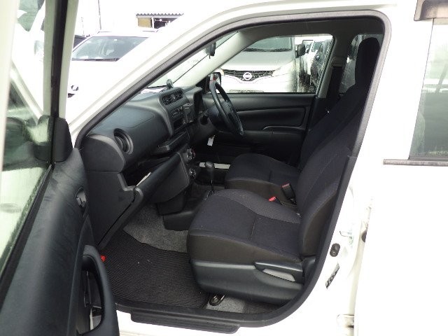 TOYOTA PROBOX 2017 Image 26