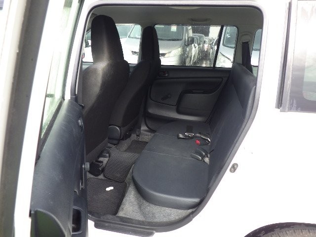 TOYOTA PROBOX 2017 Image 27