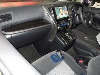 TOYOTA VELLFIRE 2017 Image 3