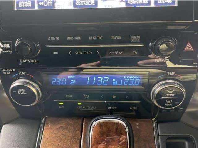 TOYOTA ALPHARD 2017 Image 36