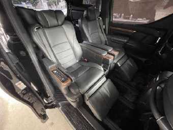 TOYOTA ALPHARD 2017 Image 5