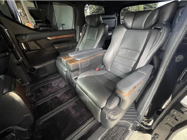 TOYOTA ALPHARD 2017 Image 45