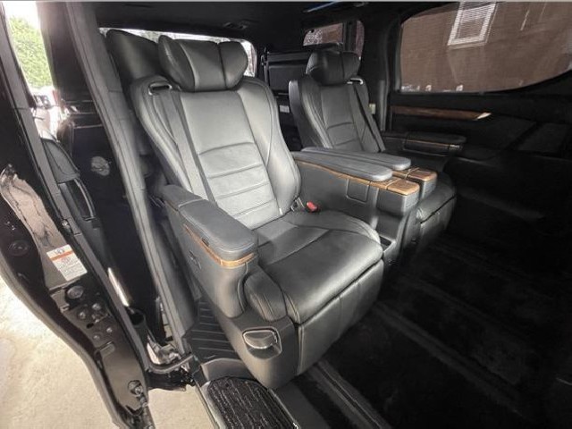 TOYOTA ALPHARD 2017 Image 46