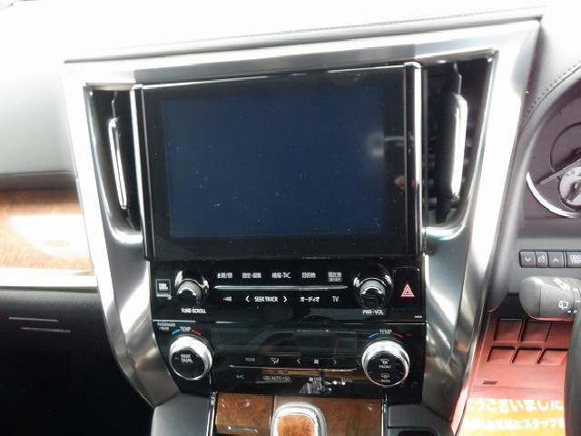 TOYOTA ALPHARD 2017 Image 56