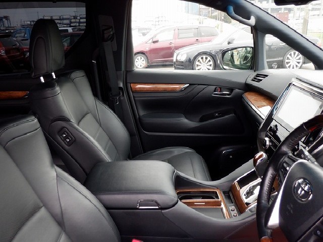 TOYOTA ALPHARD 2017 Image 59